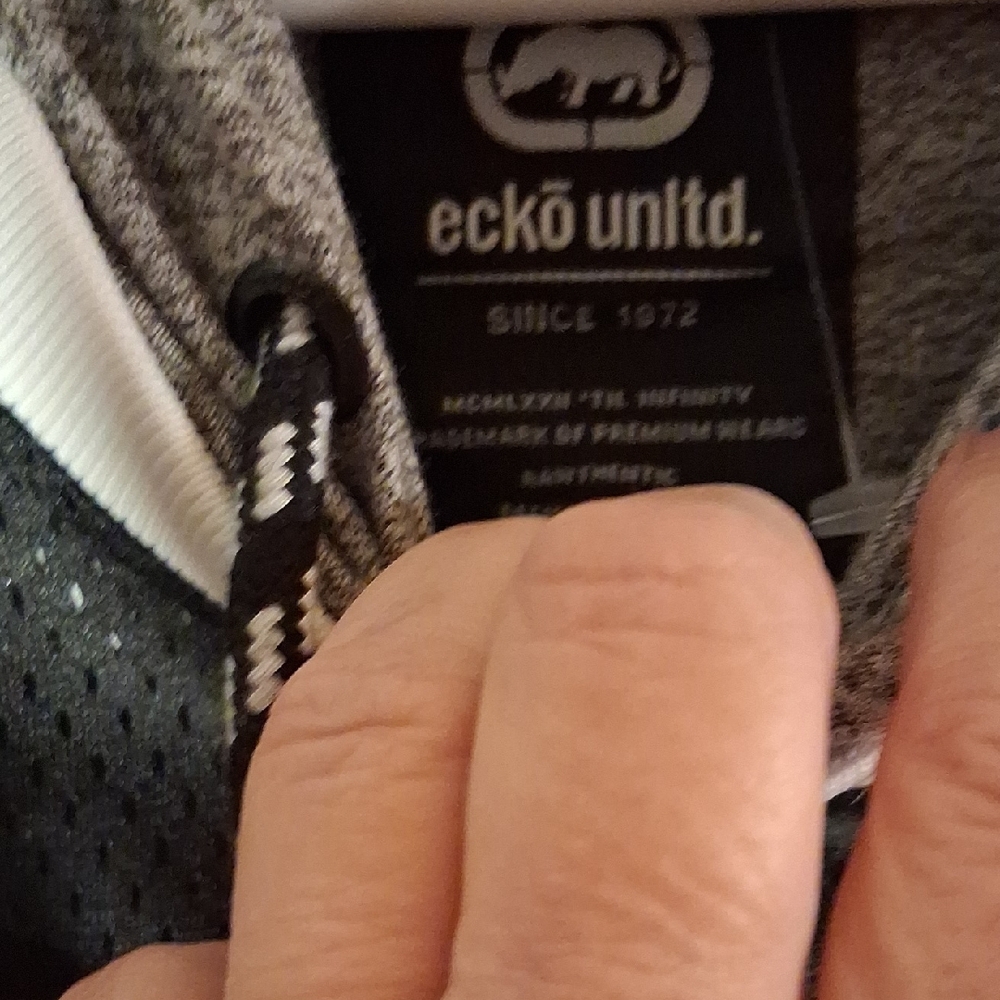 Ecko Unltd Black & Gray Hooded Mesh Tank - Picture 3 of 11